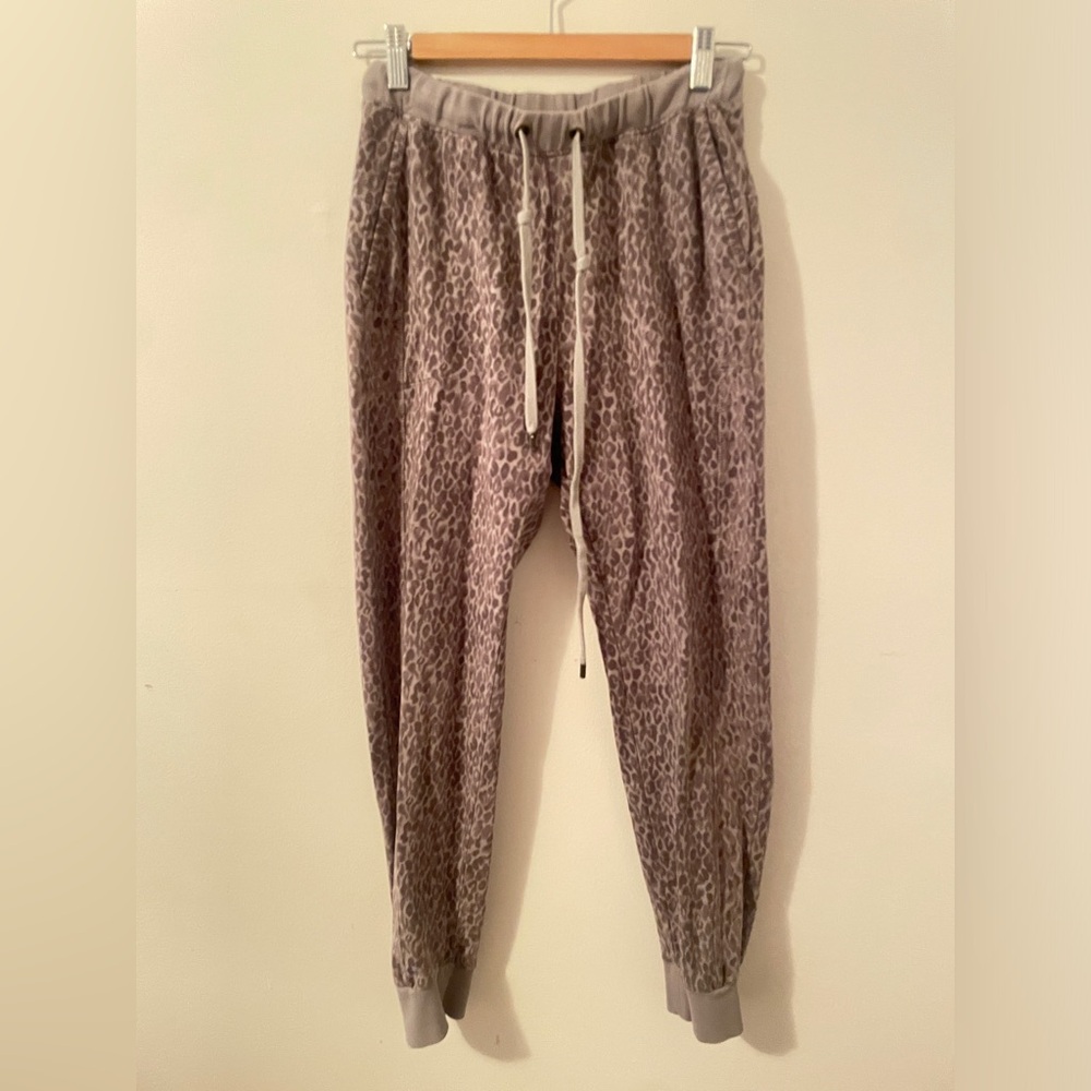 ANTHROPOLOGIE Gray Leopard Print Jogger Pants SATURDAY SUNDAY size Small. - Picture 3 of 9